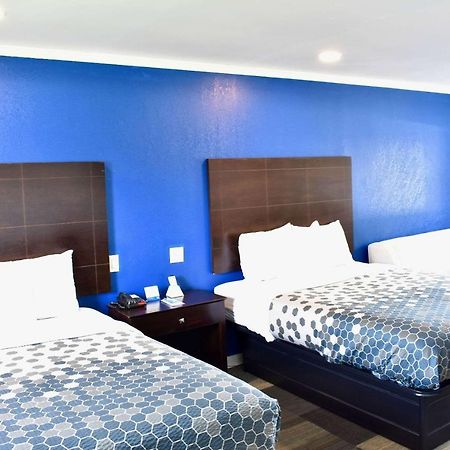 Rodeway Inn Swainsboro Buitenkant foto